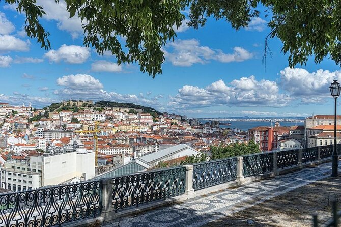 Private 4-Hour Lisbon City Highlights Tour by Tuktuk - Alfama, Praça do Comércio, and Chiado