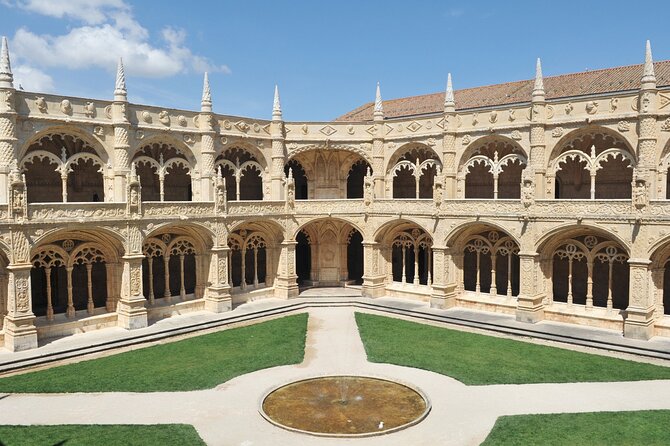 Private 4-Hour Lisbon City Highlights Tour by Tuktuk - Time Out Market and the food question