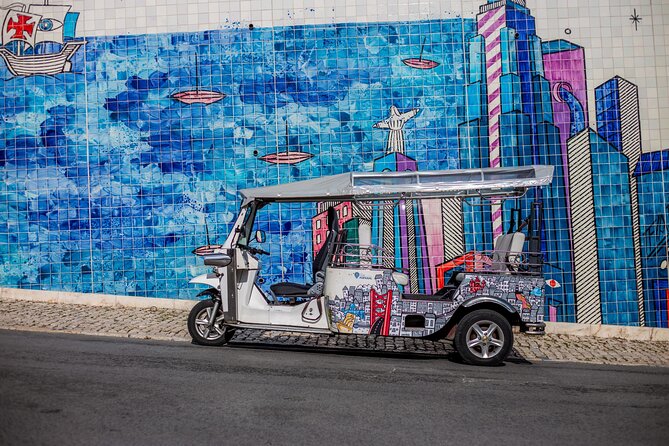 Private Half-Day Eco Tuk Tuk Tour in Lisbon - São Vicente, the National Pantheon, and Graça