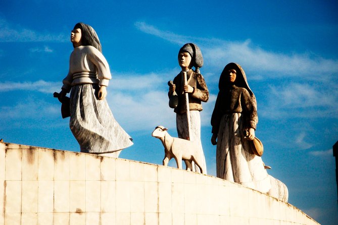 Private Half Day Tour to Fatima from Lisbon - A private ride from Lisbon at 9:00 a.m.