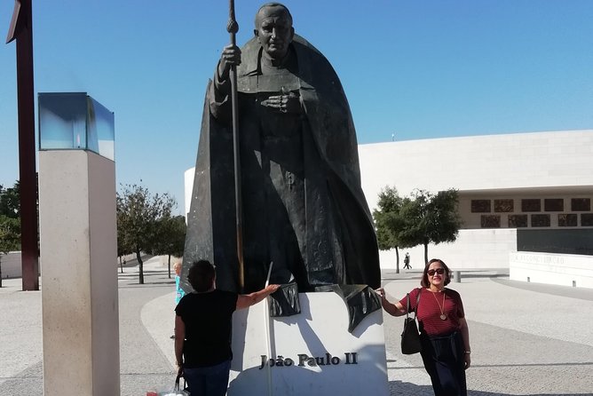 Private Half Day Tour to Fatima from Lisbon - The Basilica of the Holy Trinity