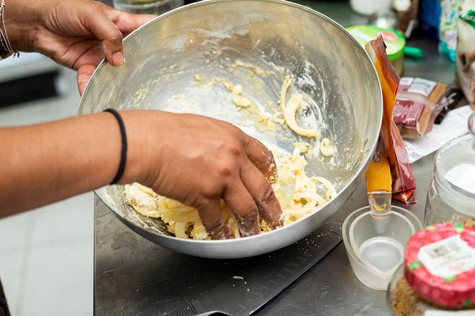 Private Lisbon Market Tour & Portuguese Cooking Class with Paula - What you actually learn at the stove