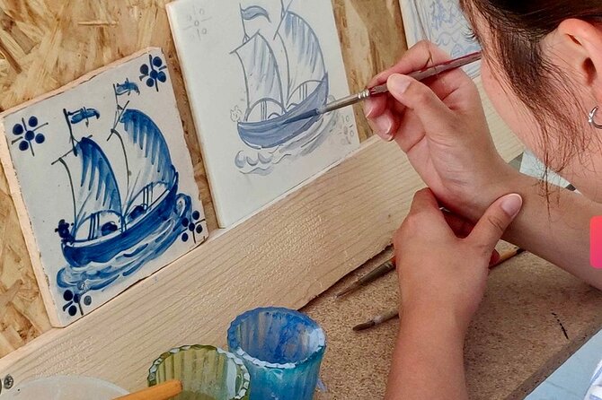 Private Lisbon Wine & Tile Painting Tour – Sesimbra & Traditions - Two hours with Portuguese azulejos