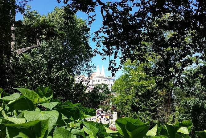 Private Monuments Tour in Sintra from Lisbon - Physical effort, weather, and practical comfort
