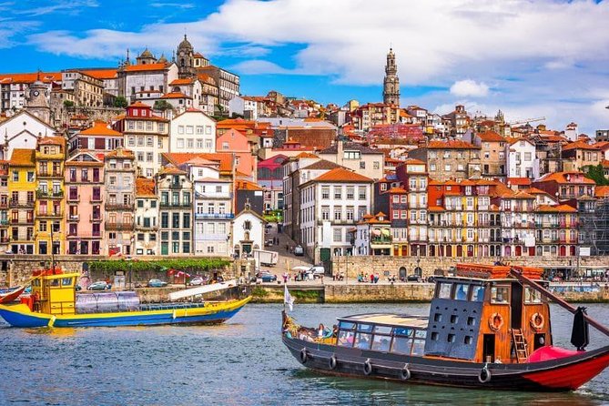 Private Porto from Lisbon with Portuguese lunch and Porto wine tasting - The real tradeoff: three hours north, three hours back