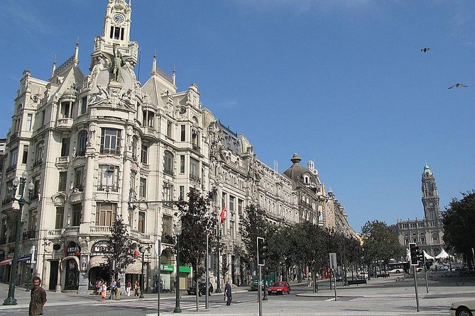 Private Porto from Lisbon with Portuguese lunch and Porto wine tasting - A Portuguese lunch, with some variation
