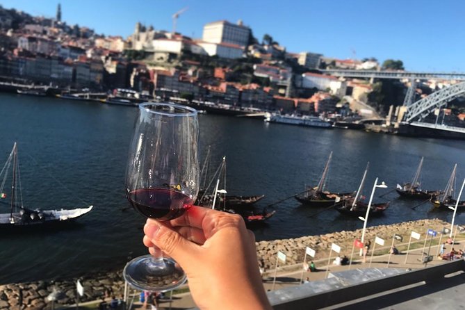 Private Porto from Lisbon with Portuguese lunch and Porto wine tasting - What the private guide changes