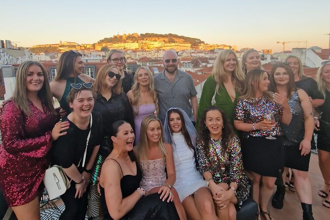 Private Pub Crawl in Lisbon - What the guides add to the evening