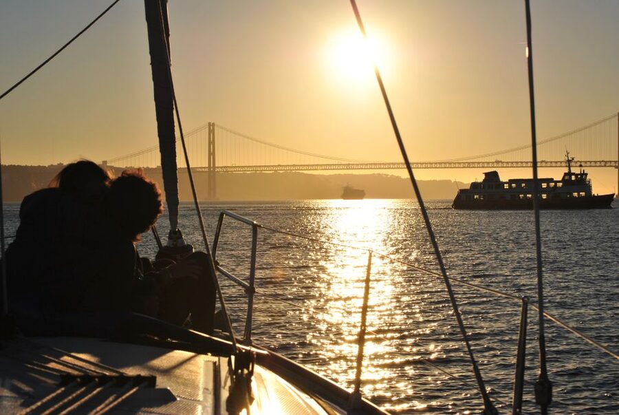 Private Romantic cruise with sparkling wine- 2-Hour- Lisbon - Is $305 Good Value for Two?