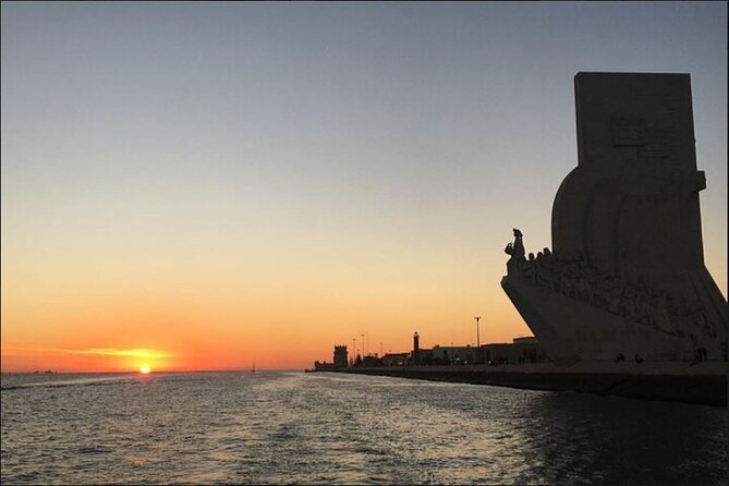 Private Sailing Cruise in Lisbon with Drinks - Cristo Rei and the south bank view