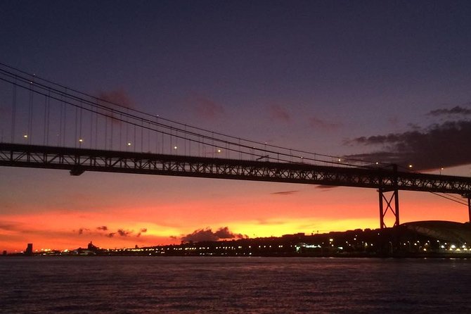 Private Sailing Cruise in Lisbon with Drinks - Finding Doca de Alcântara before departure