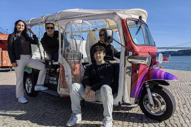 Private Tour in Lisbon with Tuk Tuk - National Pantheon, Feira da Ladra, and Alfama