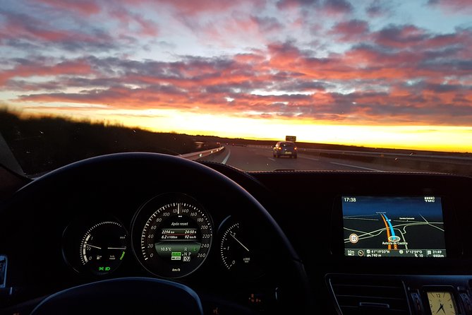 Private Transfer from Lisbon to Porto with WiFi on Board - Key points to know before booking