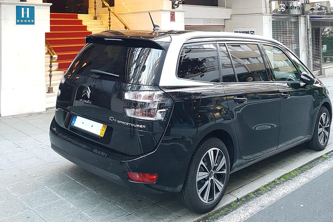 Private Transfer from Lisbon to Porto with WiFi on Board - A private road connection between Lisbon and Porto