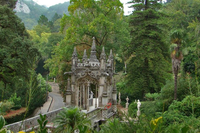 Quinta da Regaleira and Sintra visit half day private tour - Pickup, pace, and the four-hour limit