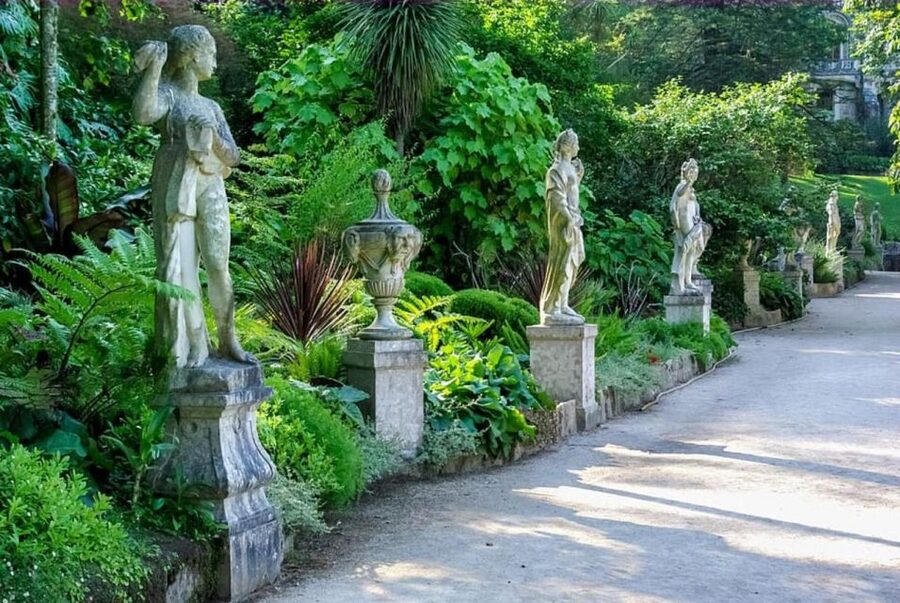 Quinta da Regaleira Skip-the-Ticket-Line Entry & Audioguide - Why Quinta da Regaleira feels like a fairytale maze