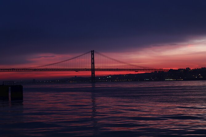 Sailboat Tour in Lisbon with drinks included | Morning and Sunset - Small boat comfort and group size