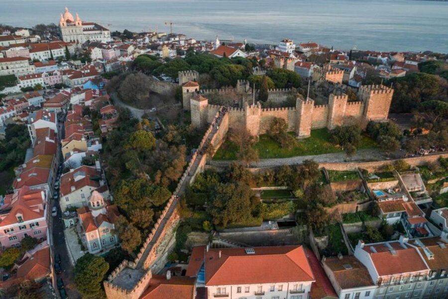 São Jorge Castle Skip-the-line Entry Ticket - The permanent exhibition and archaeological story