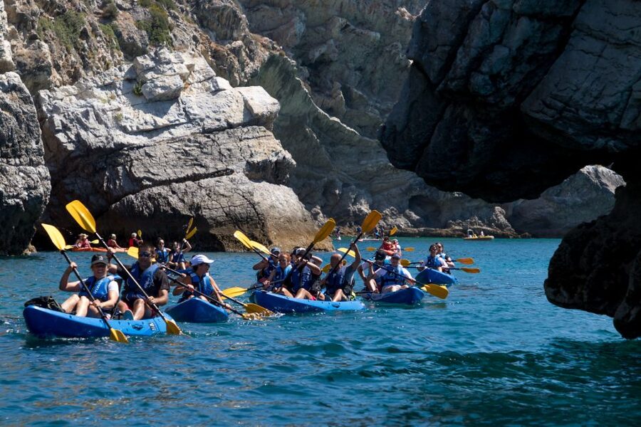 Sesimbra: Arrabida Natural Park & Caves Guided Kayaking Tour - The break at Ribeiro do Cavalo Beach