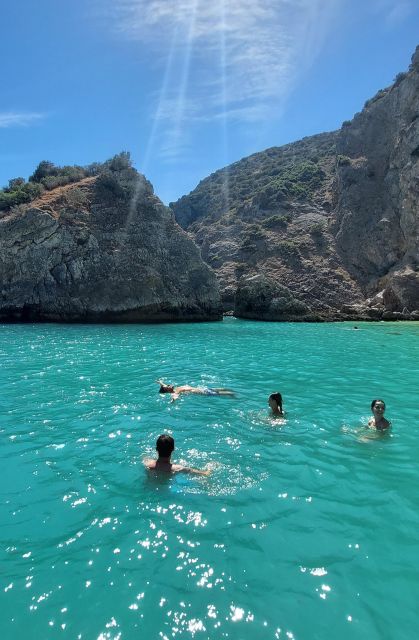 Sesimbra: Secret Bays and Beaches Boat Tour with Snorkeling - Snorkeling in the Professor Luiz Saldanha Marine Park