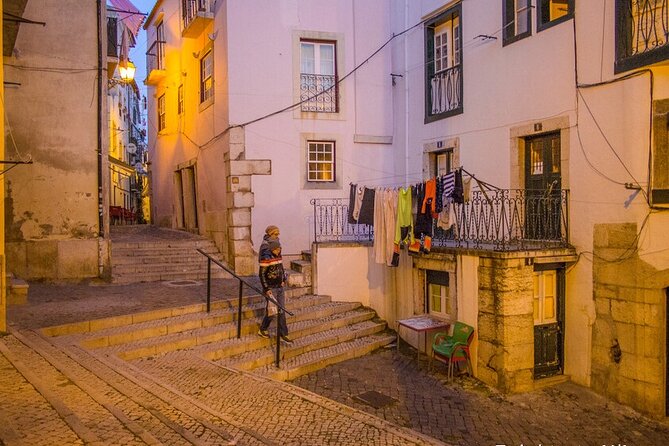 Shared Arrival Transfer: From Lisbon Airport to Hotels - Where the service works best