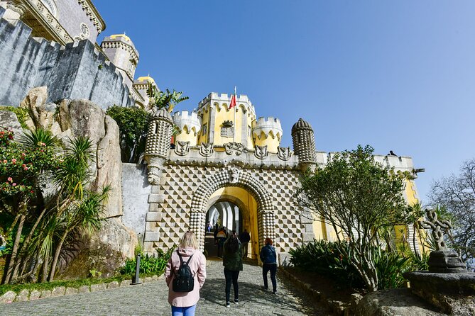 Sintra and Cascais Full-Day Private Tour from Lisbon - Cascais, from fishing village to seaside town