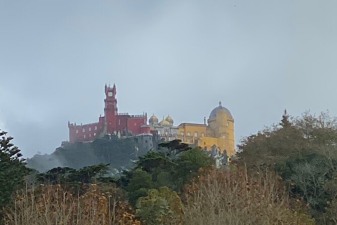 Sintra and Cascais Private Tour with a Local - What the guide adds to the day
