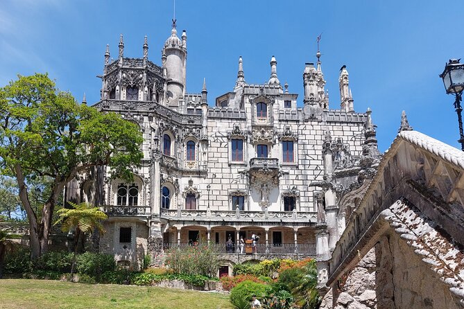 Sintra & Cascais: Private Full-Day Adventure in a Classic 4x4 - Sintra’s palaces: choose carefully