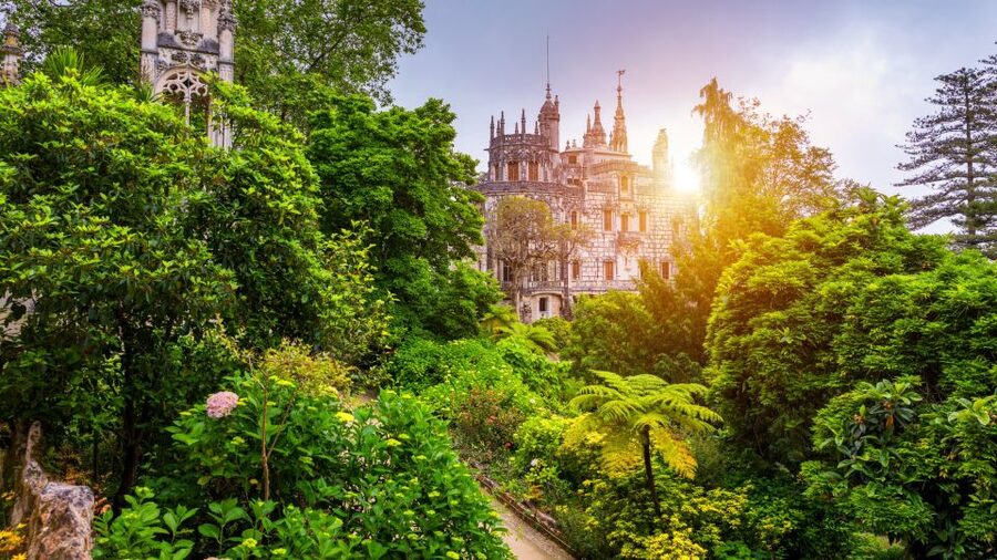 Sintra: Castle of the Moors & Quinta Entry with Audio Guides - What this Sintra ticket package really includes