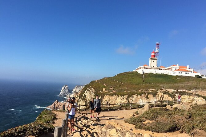Sintra & Coast Escape – Palaces, Beaches & Villages - What to bring for an eight-hour outing