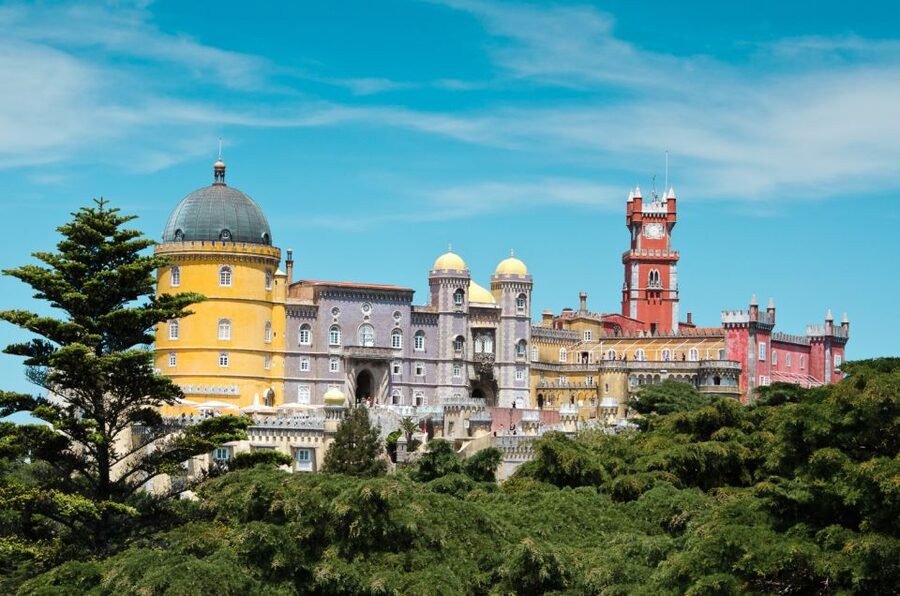 Sintra: Full-Day Private Monuments Tour from Lisbon - Moorish Castle: stone walls and wide views