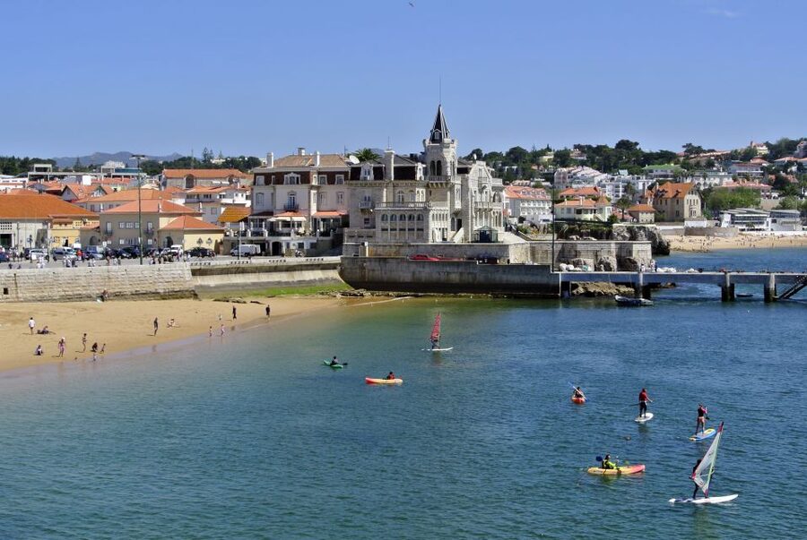 Sintra: Full-Day Tour from Lisbon with Wine Tasting - Moorish Castle and the high views