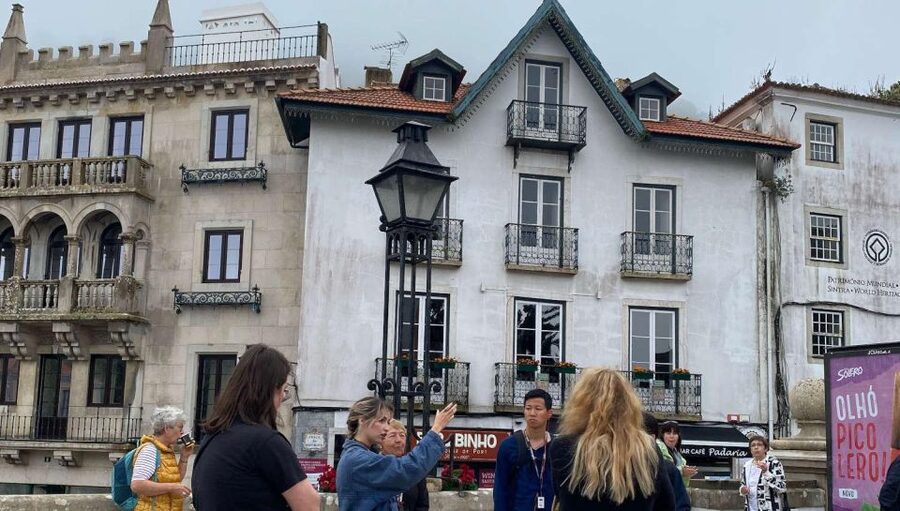 Sintra/Lisbon: Sintra & Quinta da Regaleira Tour with Ticket - Beginning in Sintra’s old town