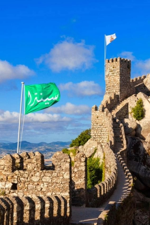 Sintra: Official Public Bus Transport: All Palaces & Castles - Line 435 to Regaleira and Monserrate Palace