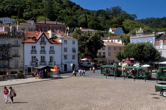 Sintra, Pena Palace, Cabo Roca, Cascais Small Group from Lisbon - What the Guides Add