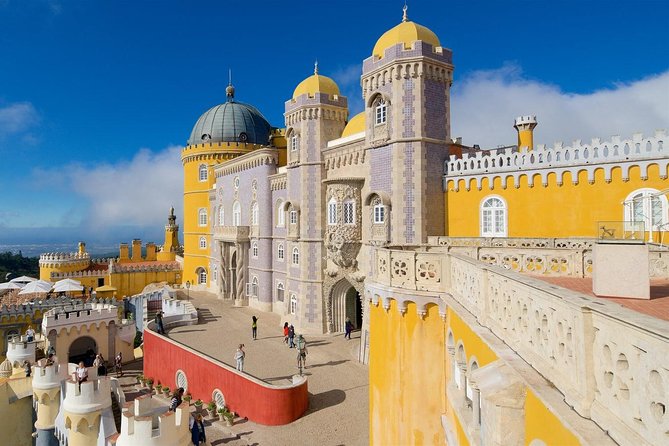 Sintra, Pena Palace, Cabo Roca, Cascais Small Group from Lisbon - Sintra Old Town and the Medieval Vila Palace