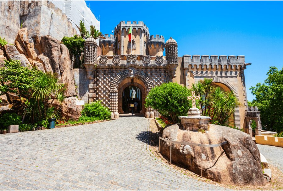 Sintra: Pena Palace, Quinta da Regaleira, Cabo da Roca and Cascais - Boca do Inferno and Cascais by the Atlantic