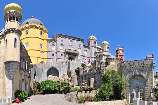 Sintra, Pena Palace, Quinta da Regaleira & Cascais Group Tour - The guide and driver can shape the whole day