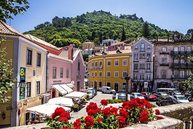 Sintra Private Personalized Half-Day Experience - Castle of the Moors and the high views