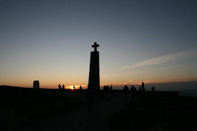 Sintra Small-Group Tour: Let the Fairy Tale Begin with Pick Up - Vehicle comfort and walking demands