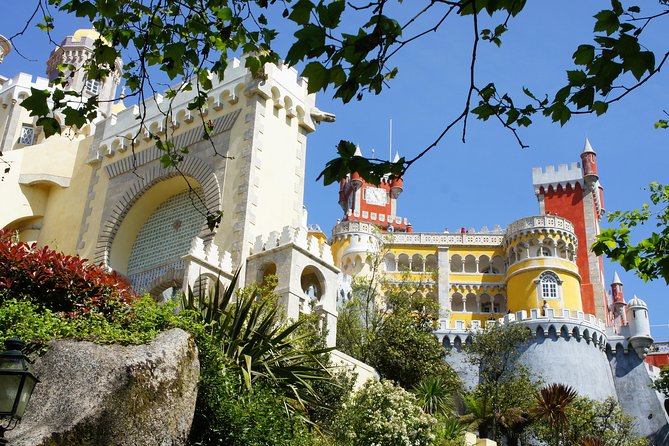 Sintra Tour Tailor-Made (Personalized) - Azenhas do Mar and the final coastal change of scene