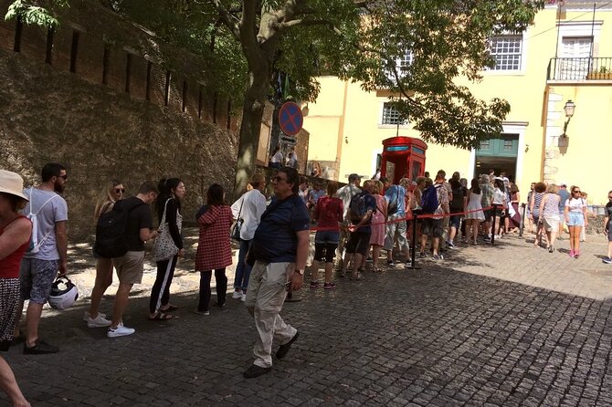 Skip the Line Ticket Castelo de S. Jorge - Timing your visit for fewer crowds