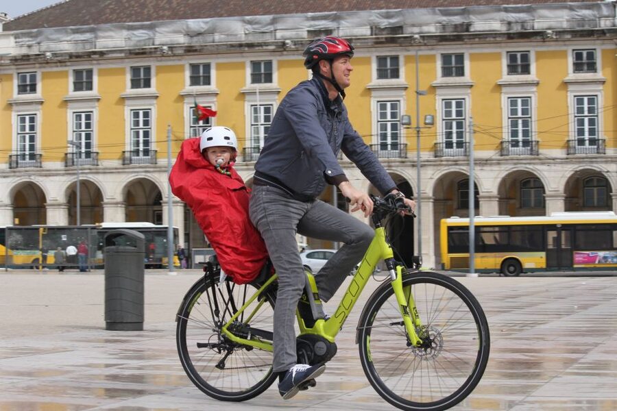 South Lisbon: 3-Hour Christ the King Electric Bike Tour - Cais do Ginjal and the south bank