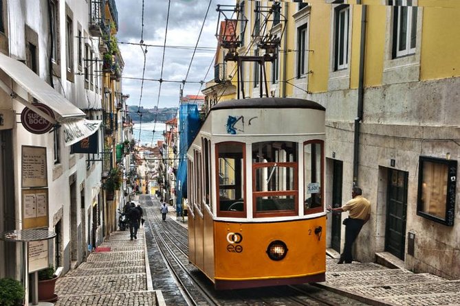 Special Guided Tour of Tuk Tuk Lisbon Historic 2 Hours - Why a tuk-tuk fits Lisbon’s seven hills