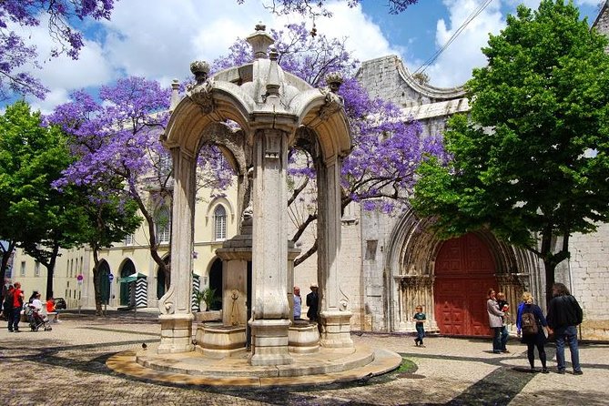Special Guided Tour of Tuk Tuk Lisbon Historic 2 Hours - Pink Street, Time Out Market, and a taste of central Lisbon