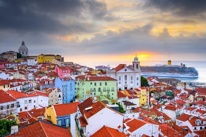 Special Guided Tour of Tuk Tuk Lisbon Historic 2 Hours - Reaching Senhora do Monte, Lisbon’s high point