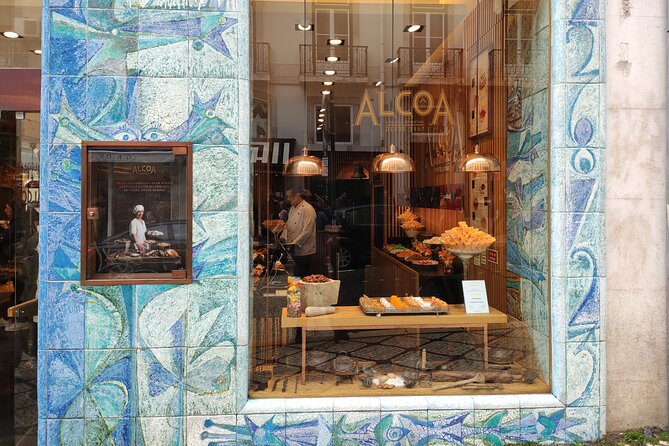 The Portuguese Tiles - Bertrand bookstore and Alcôa add commerce and craft