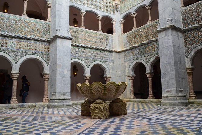 Tour Sintra from Lisbon - Cascais: a gentler final stop