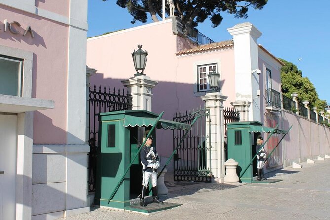 Tour Tuk Tuk Lisbon-Belem 4 H Free Pick-up - Key points to know before booking