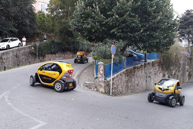 Unforgettable Sintra Tour E-CAR GPS audio-guided route that informs and entertains! - Pena Palace and the Moorish Castle